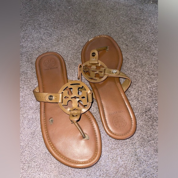 Tory Burch Sandals - Picture 1 of 1